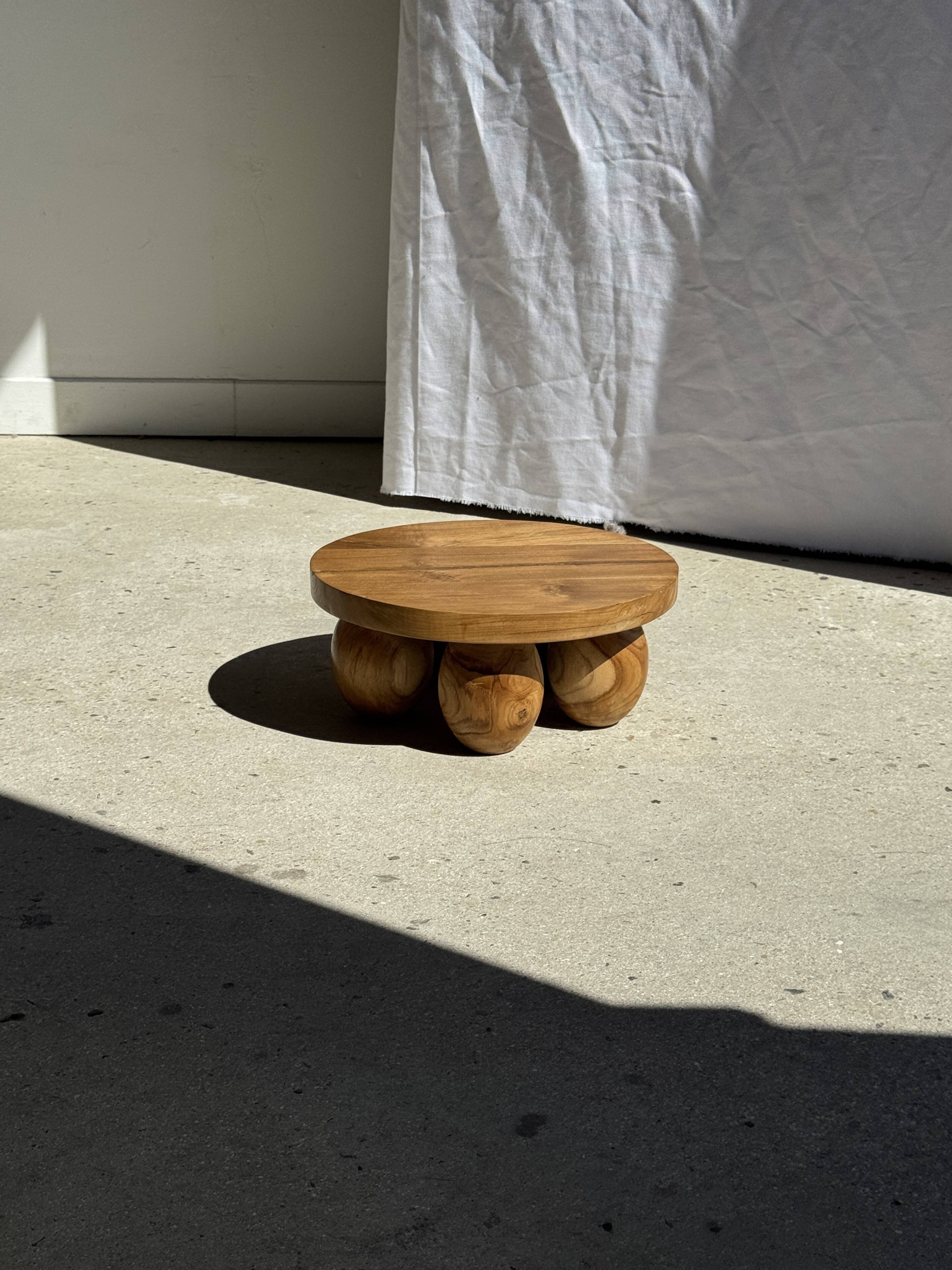 Mini minimalist stool with ball feet in teak H15 D35