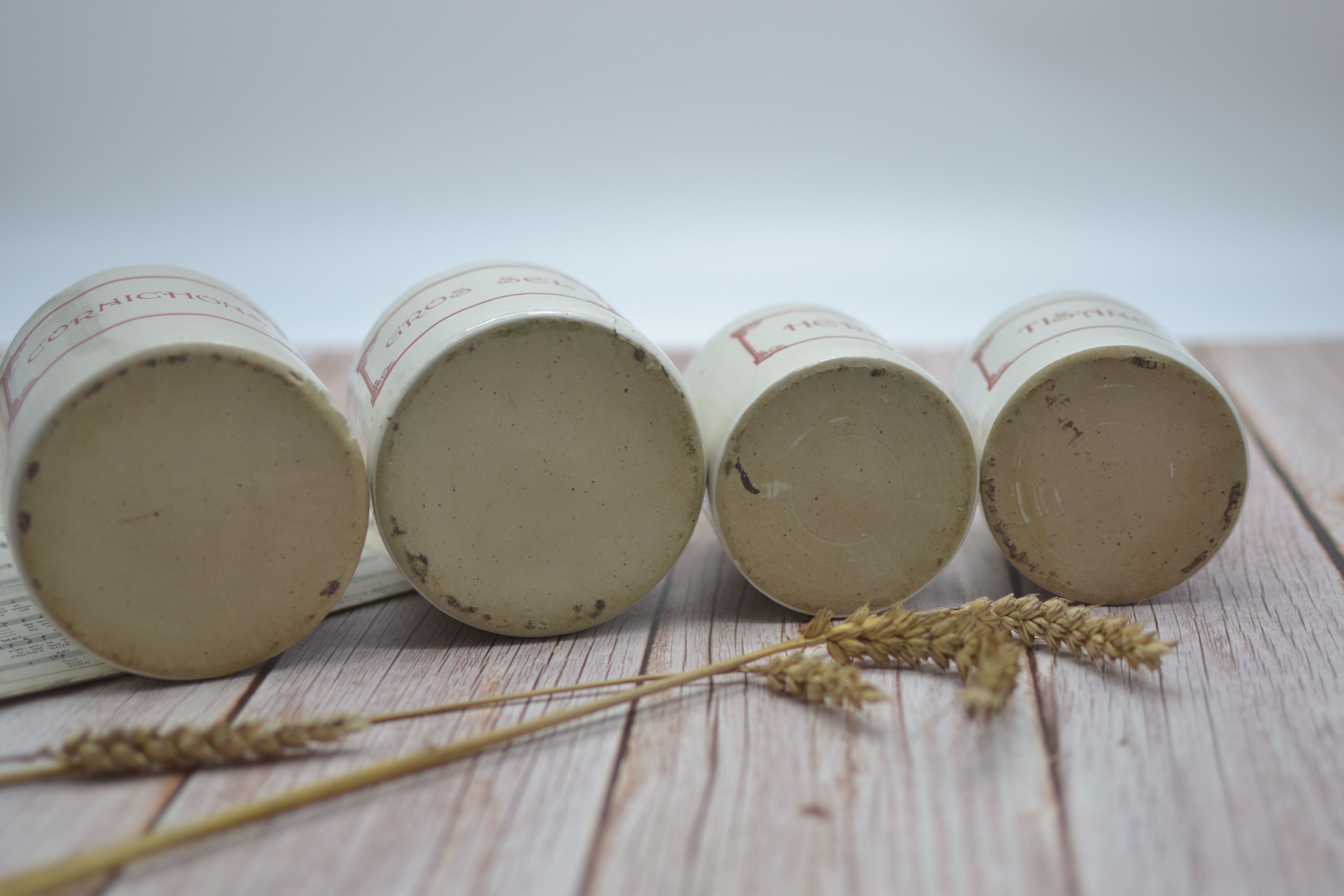 Ensemble de 4 pots à épices en grès avec couvercle d'origine en liège