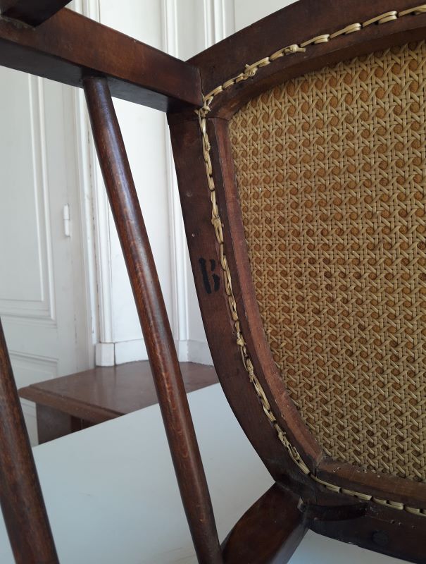 Carpeted chair at the beginning of the 20th century