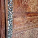 Antique Vendée cabinet in solid wood