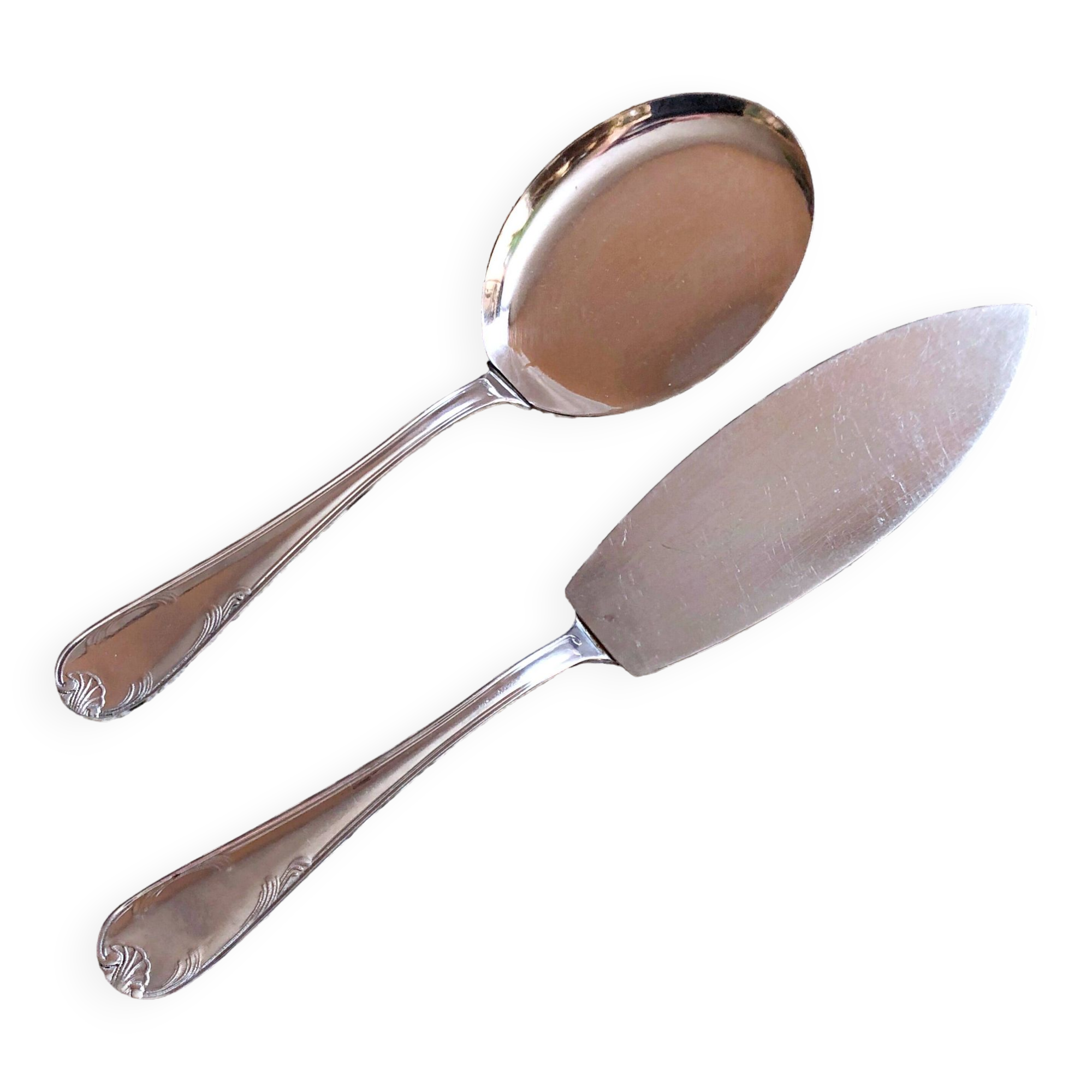 Set of two cutting shovels for cakes, tarts and sweets