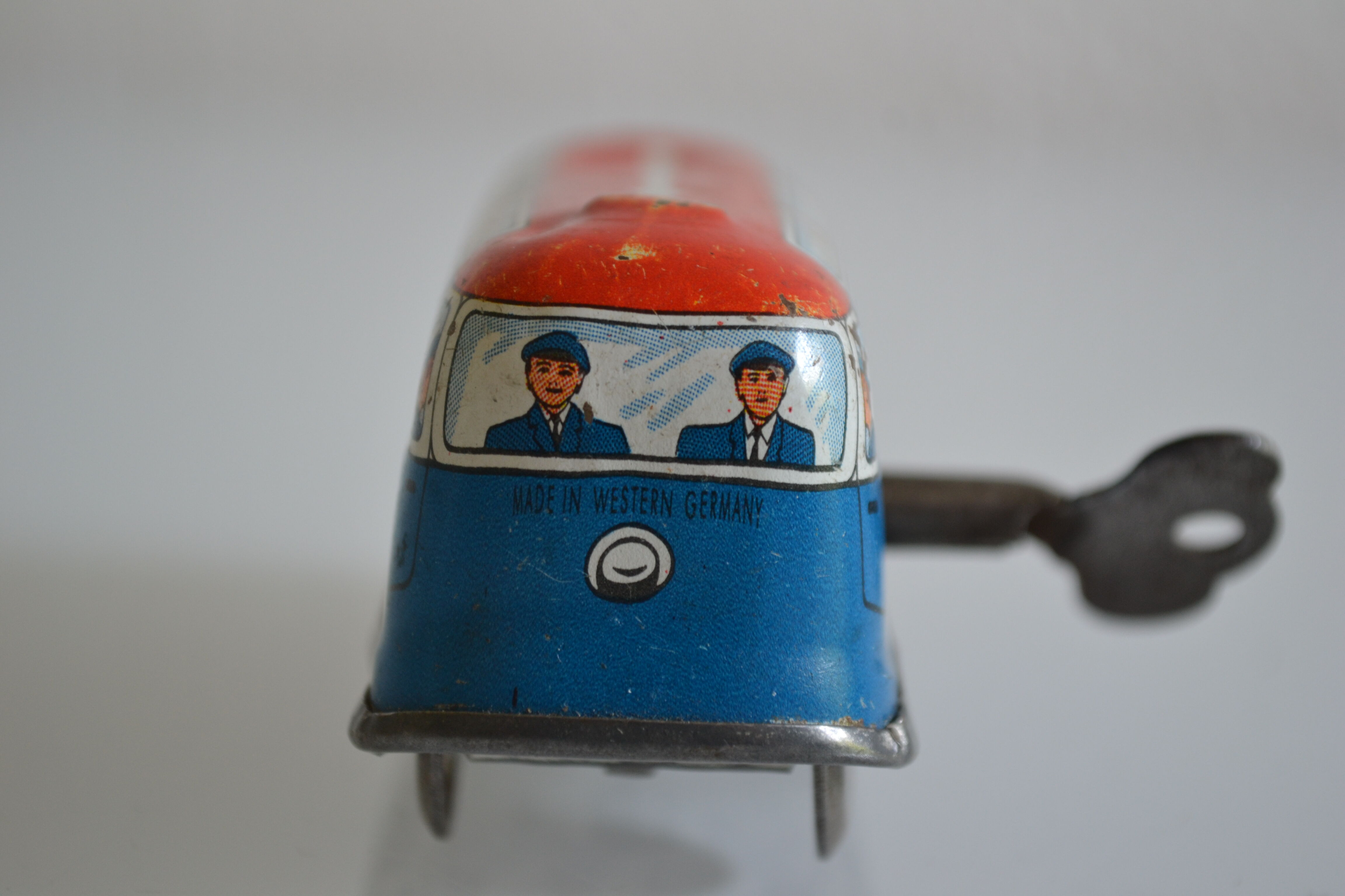 1950 vintage mechanical bus