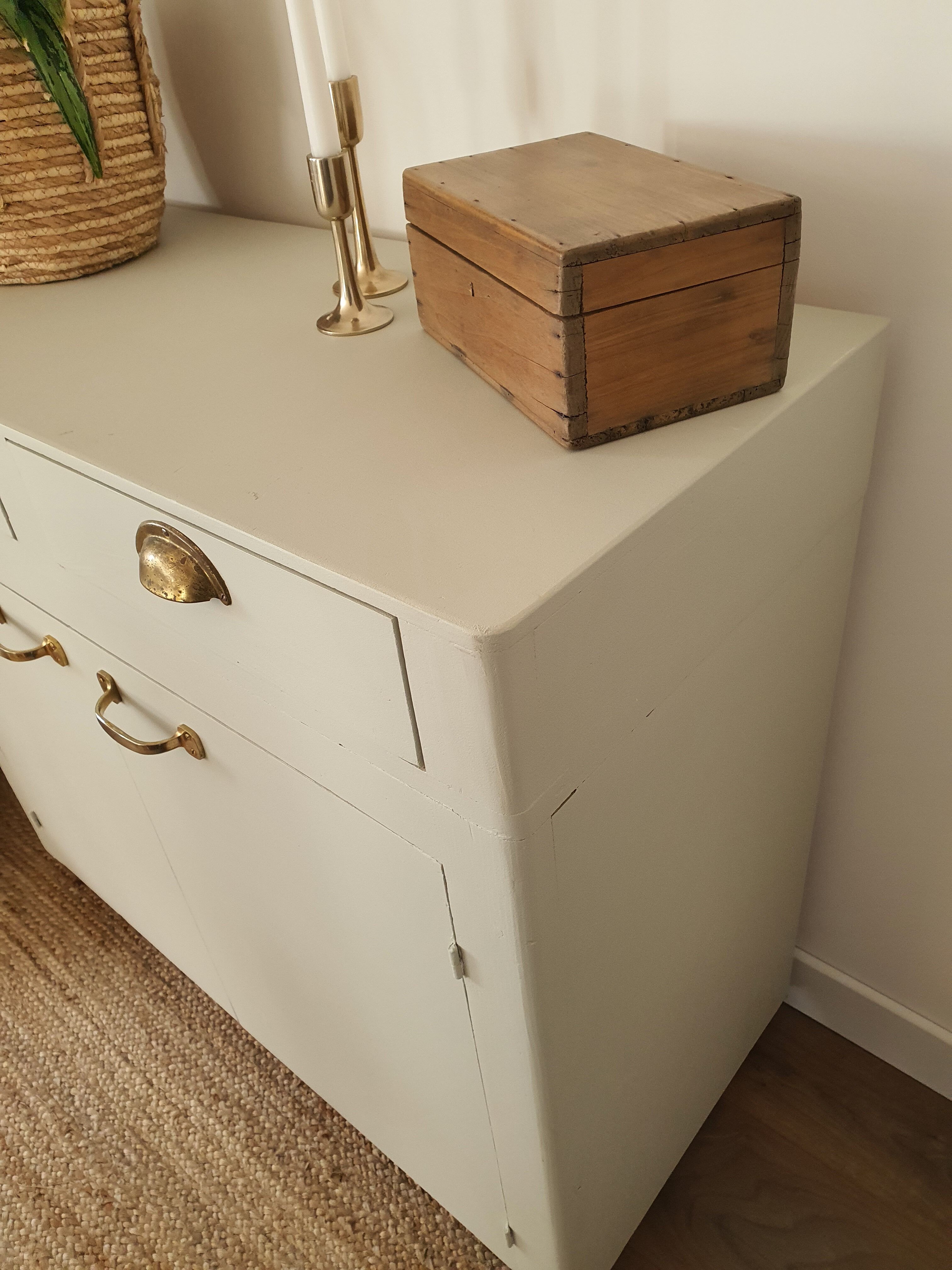 Vintage buffet