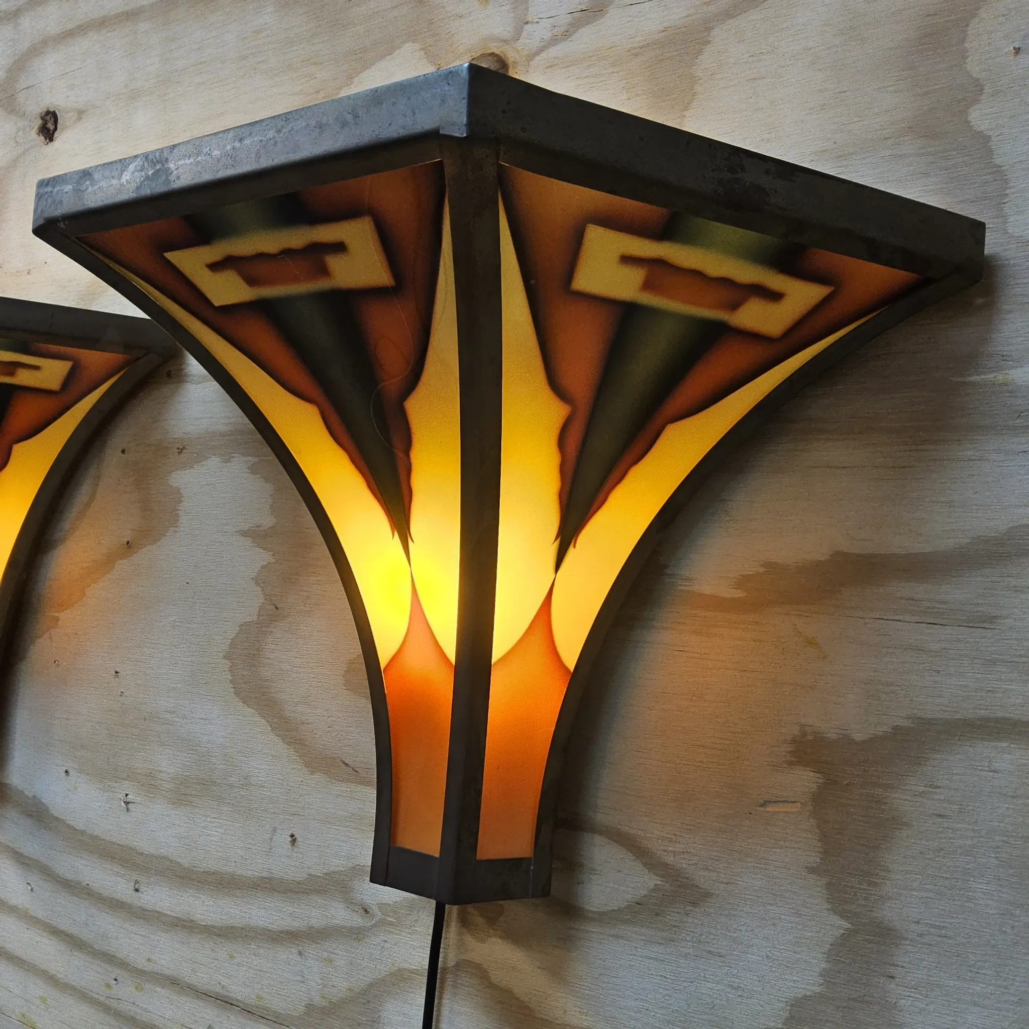 Ensemble antique de lampes murales Art Déco de l'École d'Amsterdam (2x)