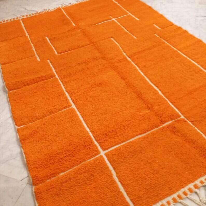 Magnificent handcrafted rug 250cm x 150cm