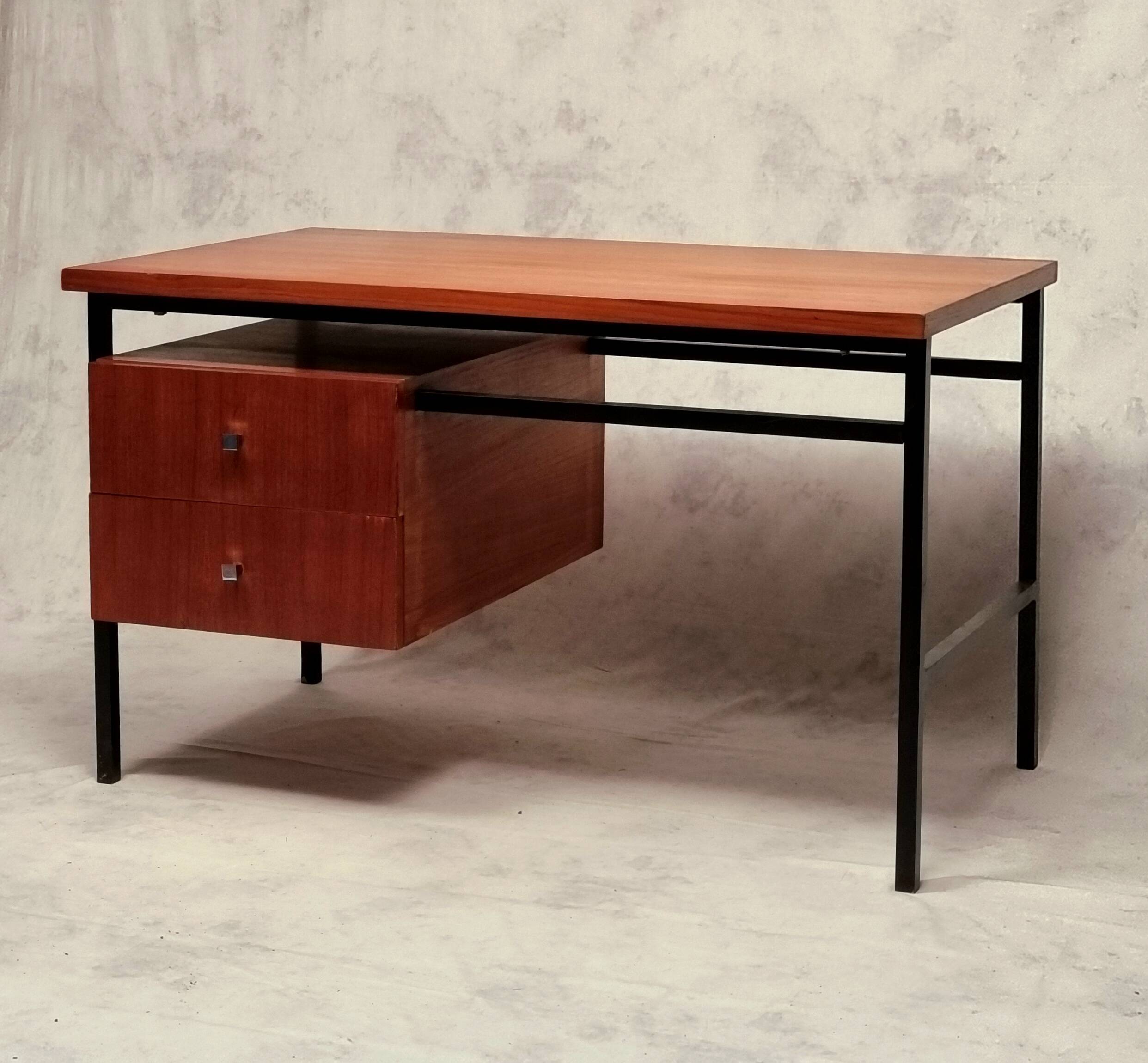 Modernist desk by Luigi Bartolini - Teak - Ca 1960