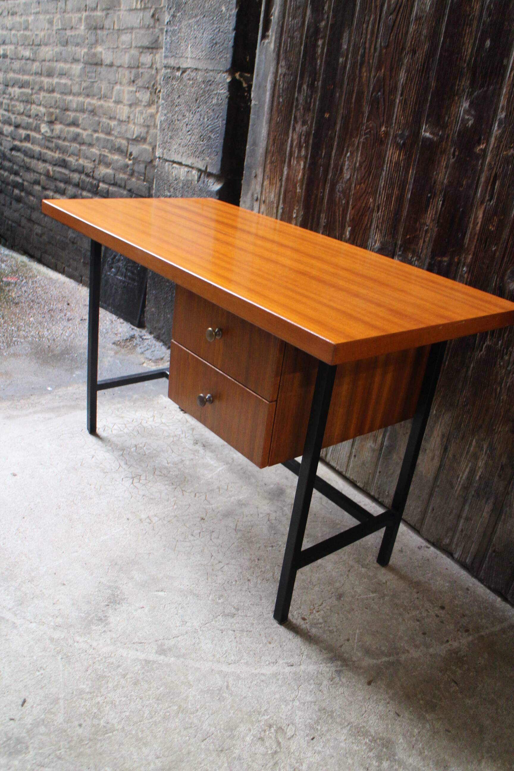 Bureau moderniste