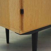 Armoire en frêne, design danois, années 1970, production : Danemark