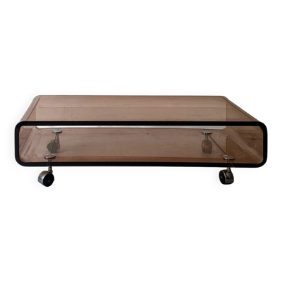 Tables basse en plexiglas fumé sur roue, Michel Dumas pour Roche Bobois