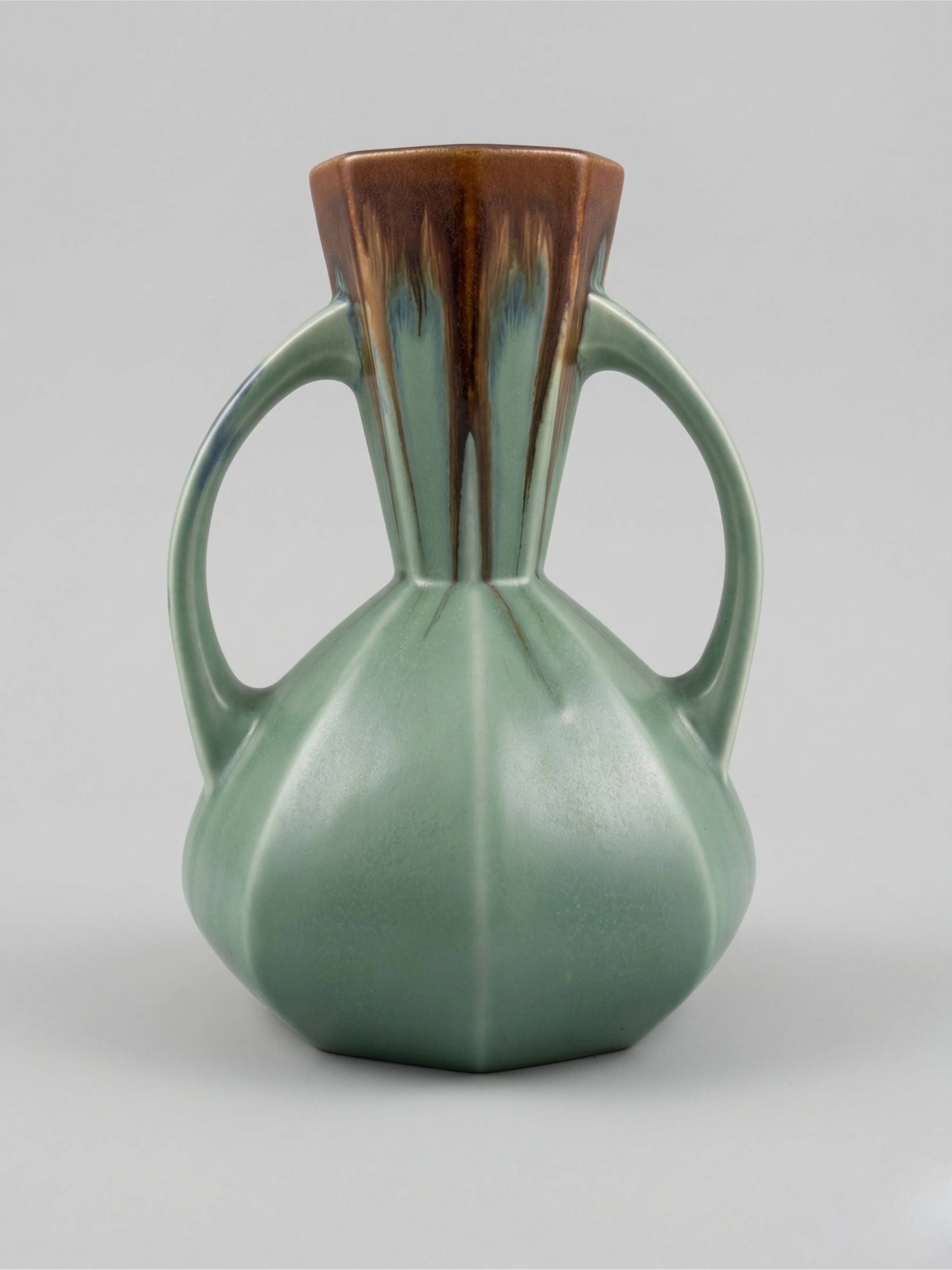 Art Deco vase – Bruyn pottery – green & brown poured glaze - 19cm