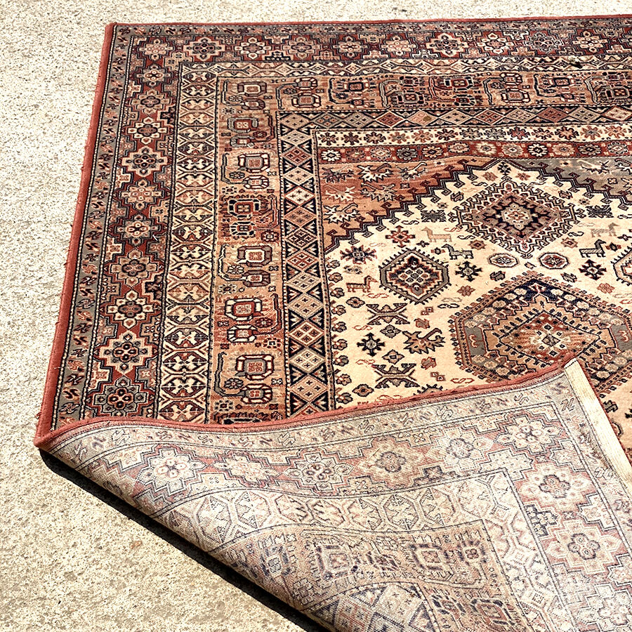 Mechanical Persian carpet