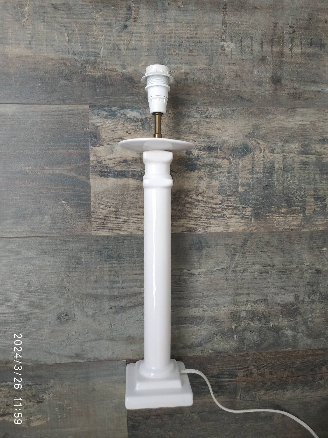 Earthenware lamp base