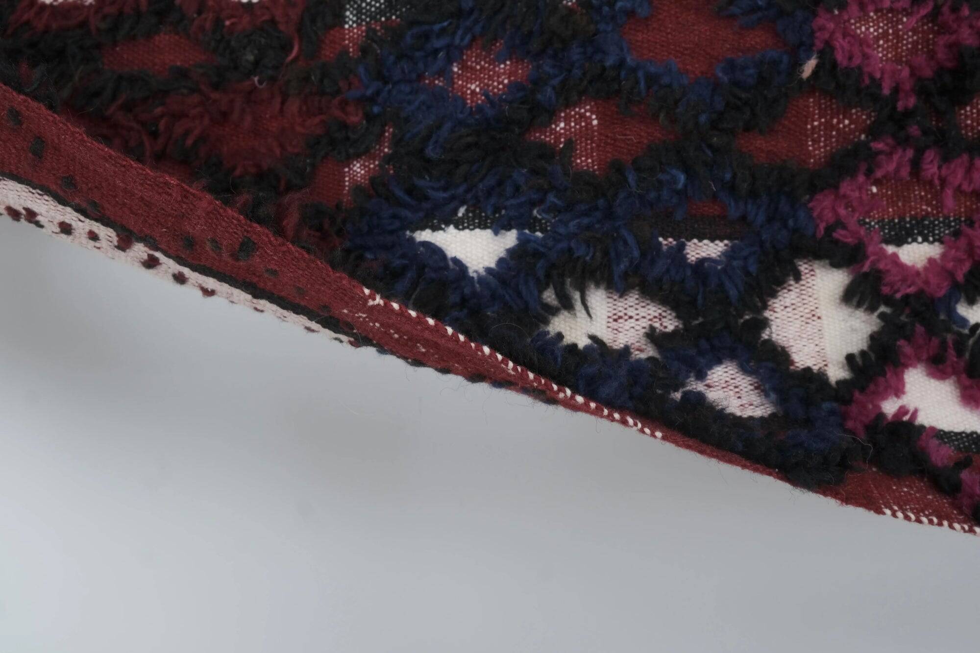 Vintage handmade Turkish rug 160x215 cm