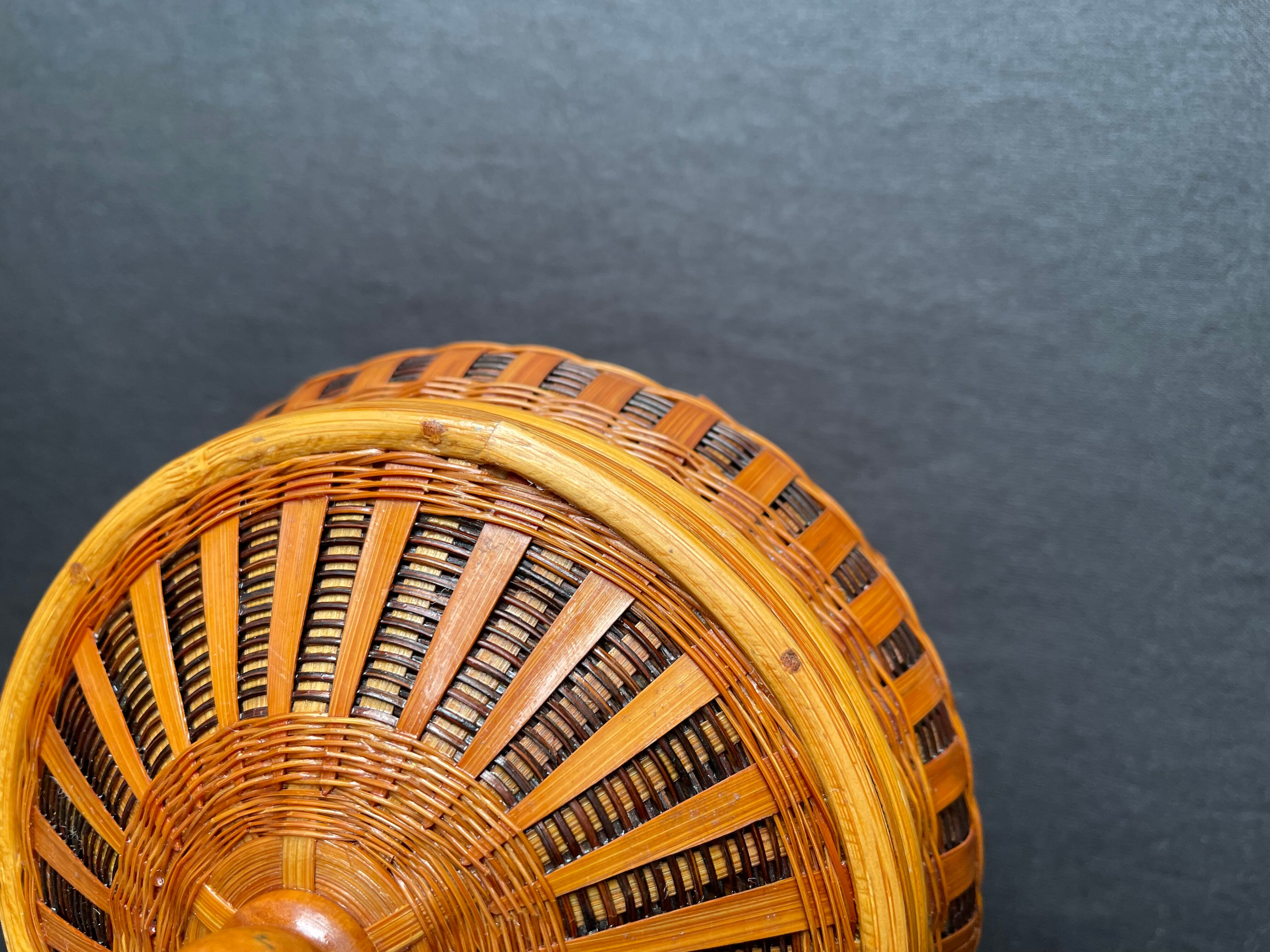 Pot with braided bamboo lid