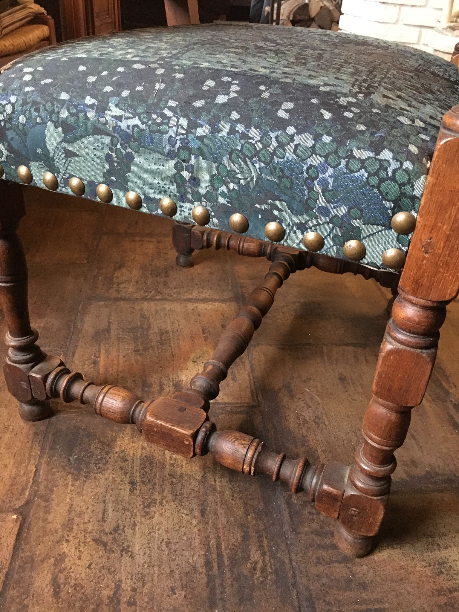 Monastery table - 9 chairs and 2 Louis XIII oak armchairs.
