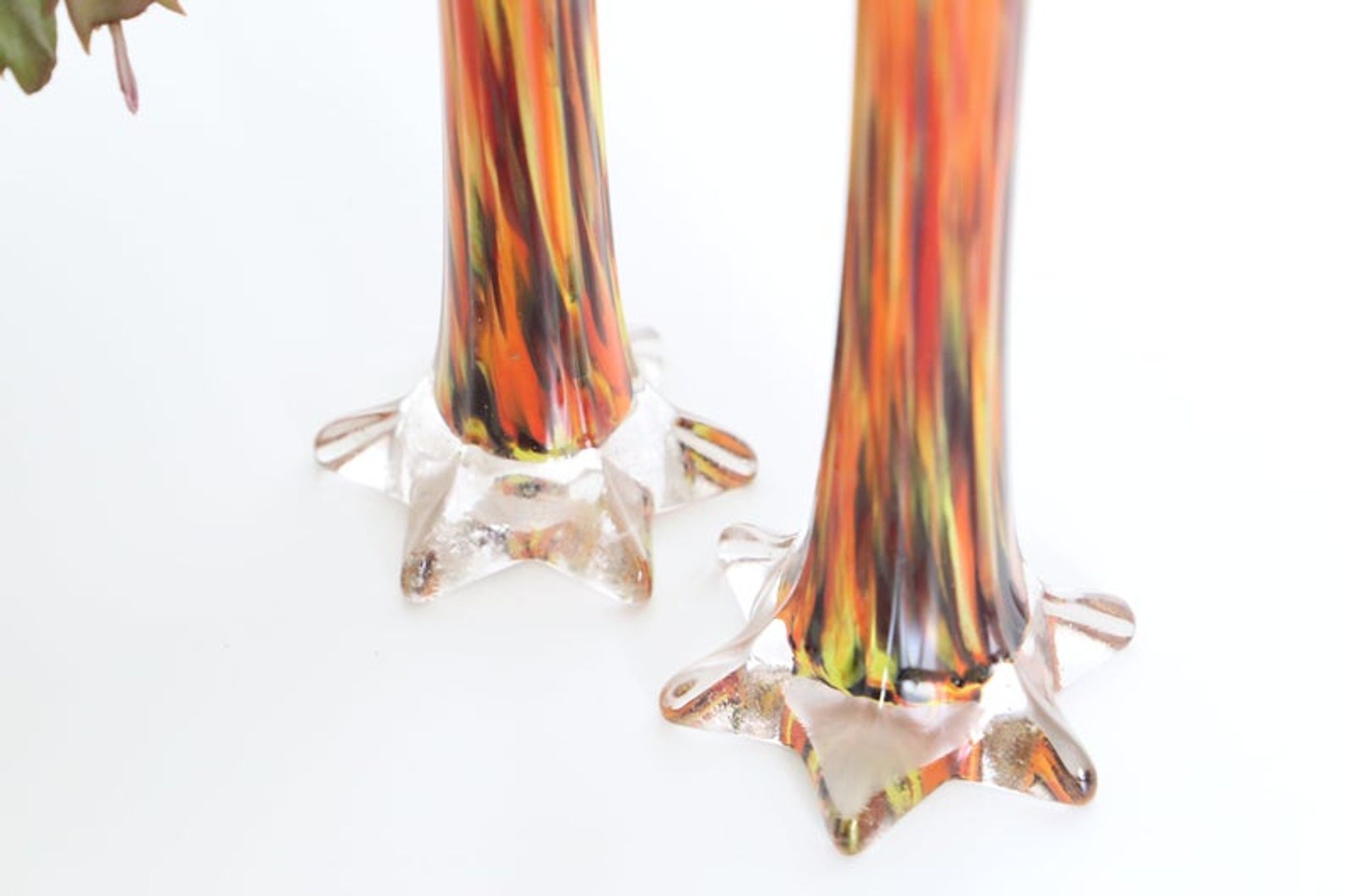 Duo of soliflores in mouth-blown glass