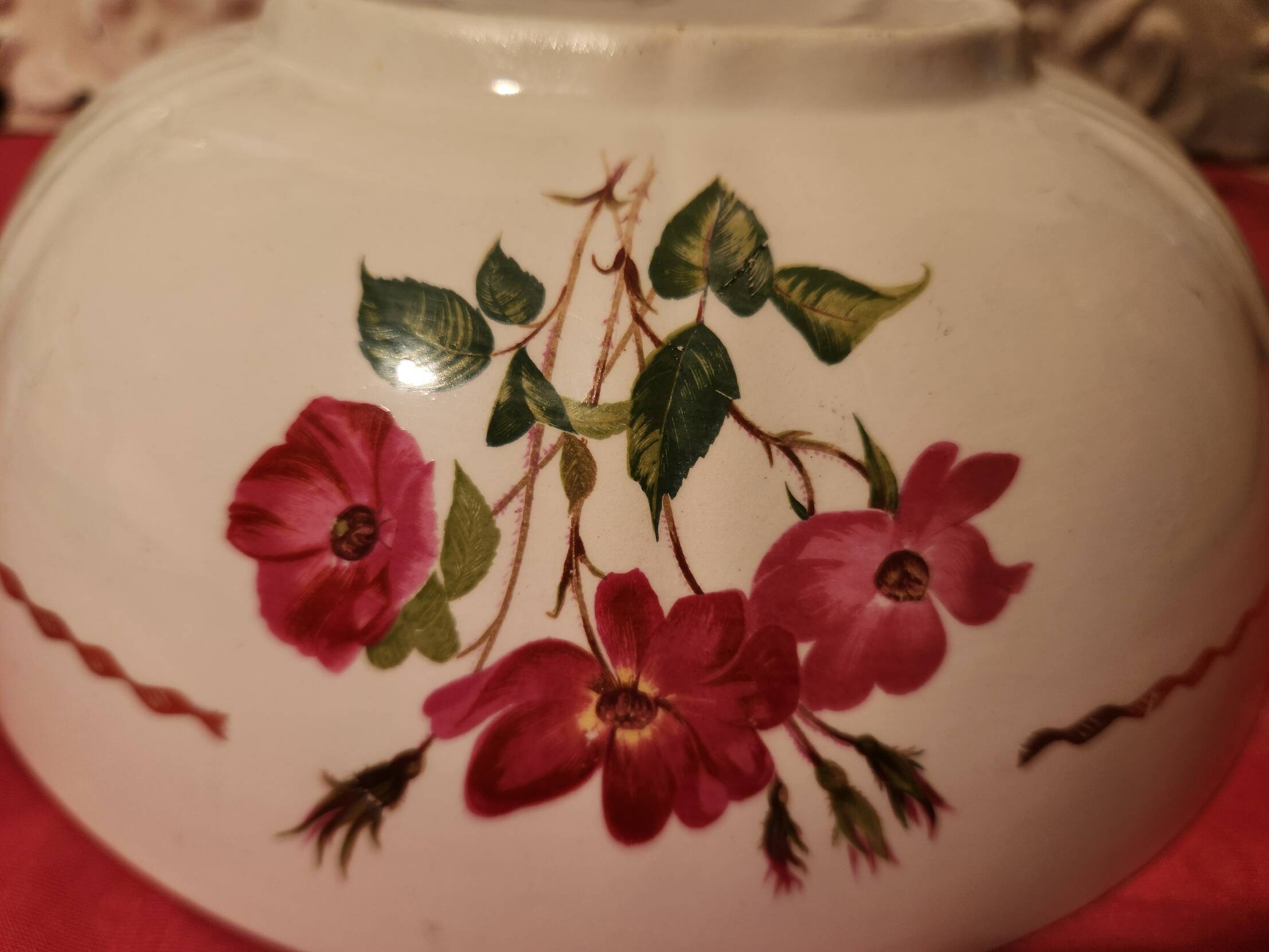 Earthenware salad bowl from Amandinoise.