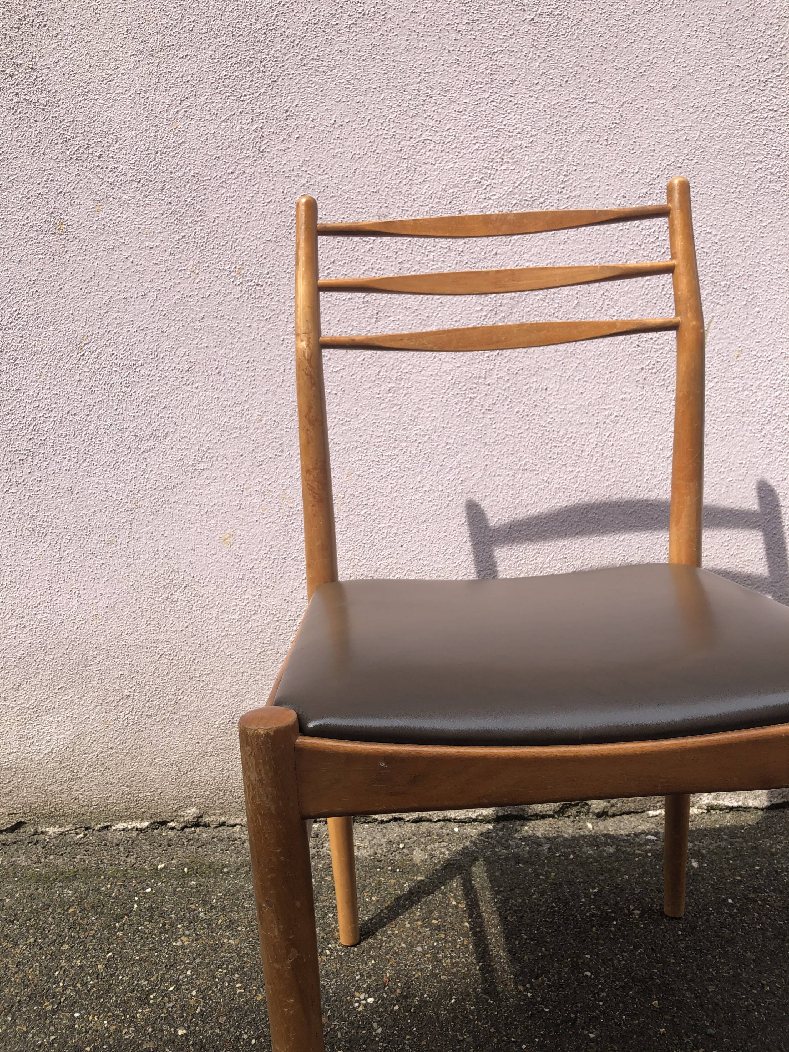 Série de 4 chaises scandinaves