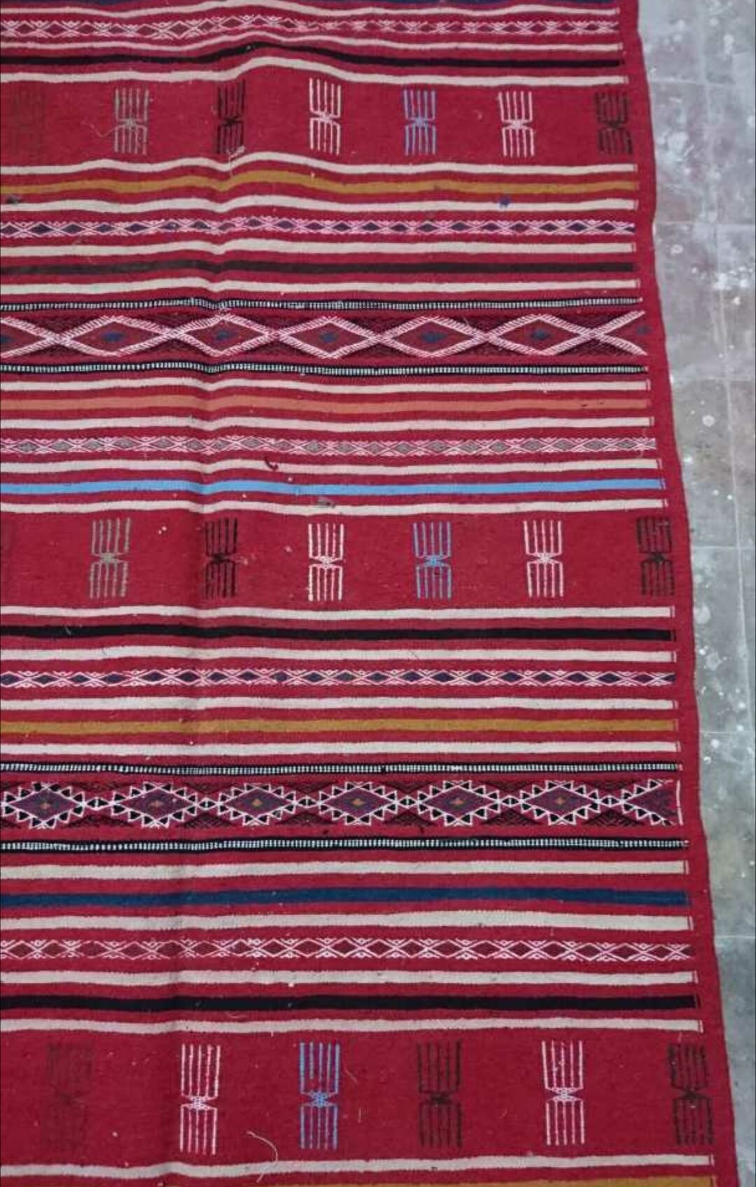 Berber carpet in wool 100x205cm