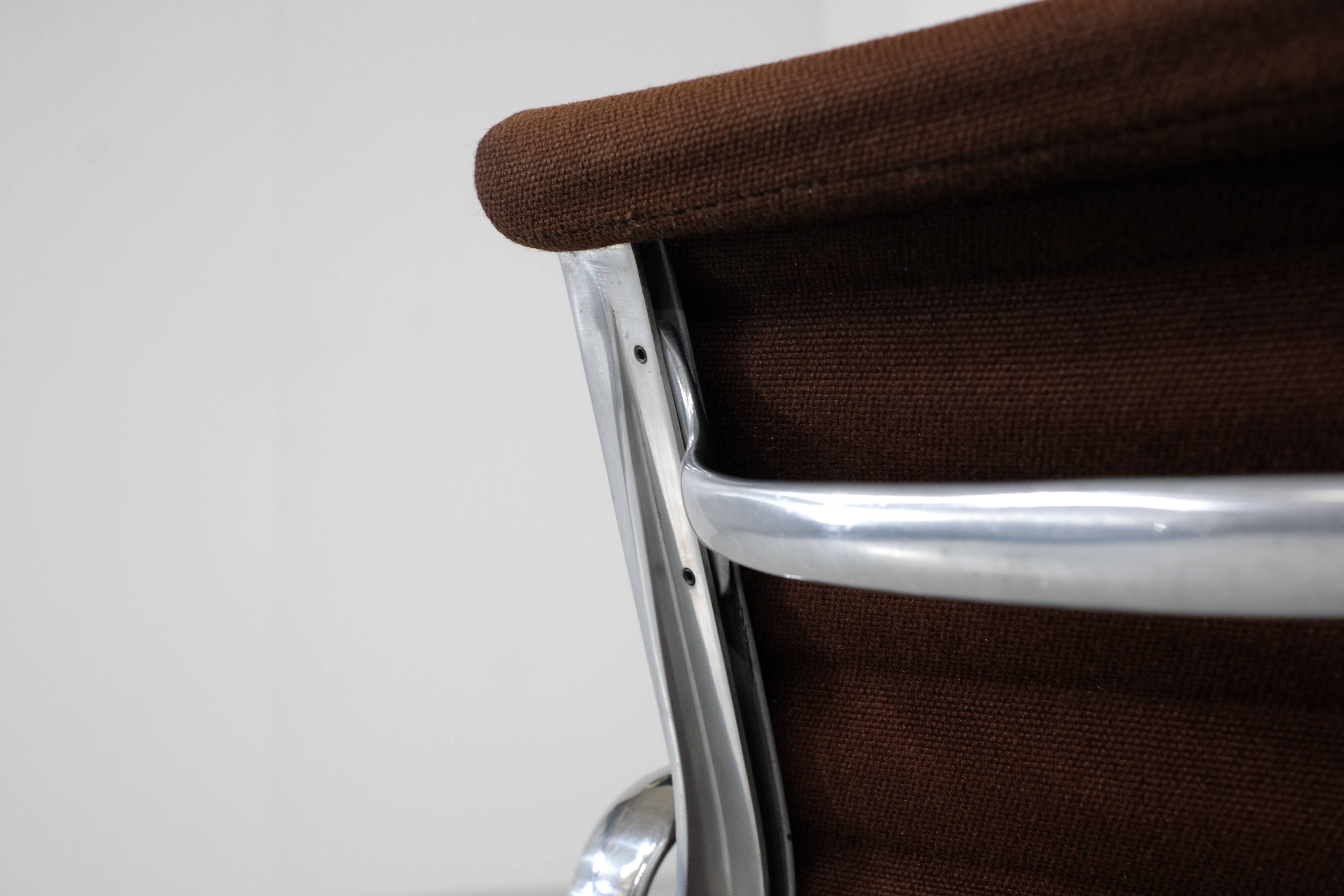 Armchair "EA 104" Charles Ray Eames for ICF, USA 1969.