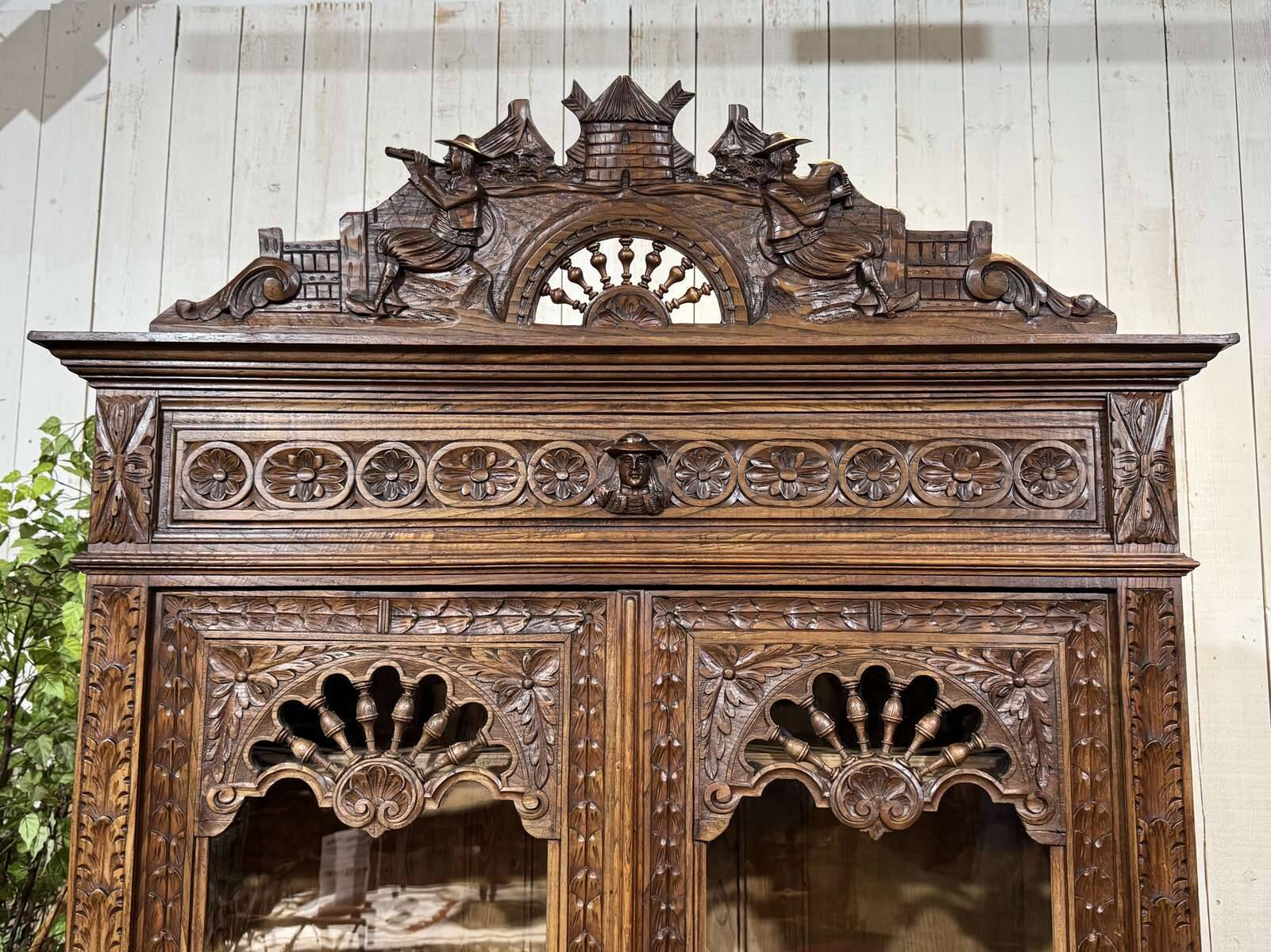 Bibliothèque bretonne début XXème en châtaignier - démontable