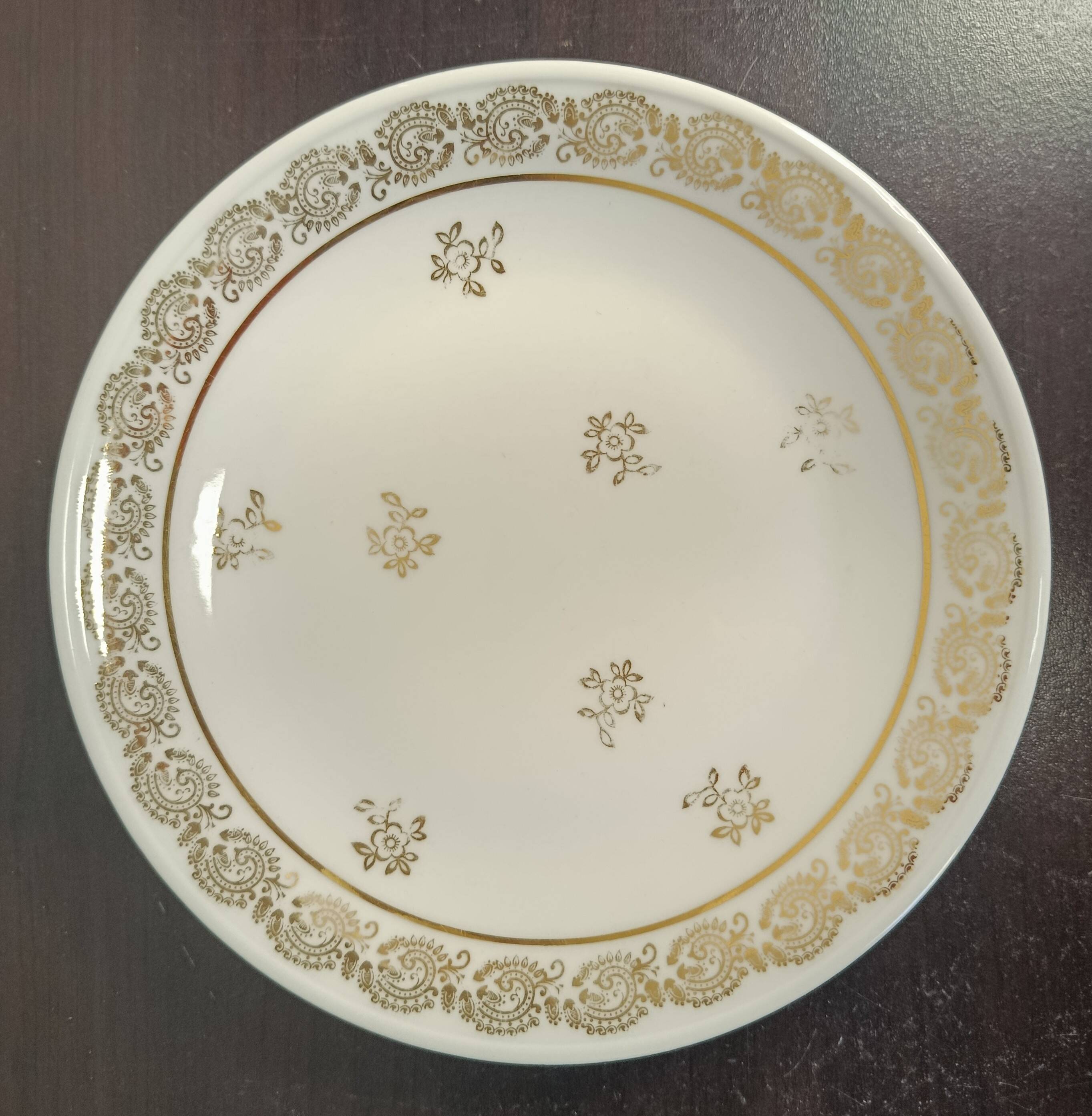 Service de table complet, porcelaine de Limoges et dorures, LOT 2