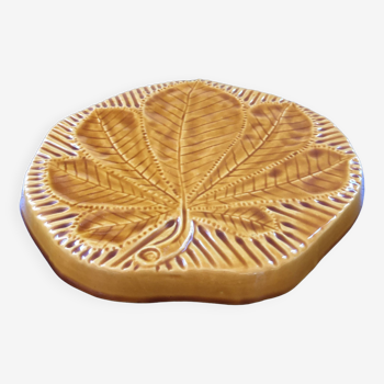 Chestnut leaf trivet