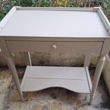 Repainted solid wood side table with lower shelf 1900