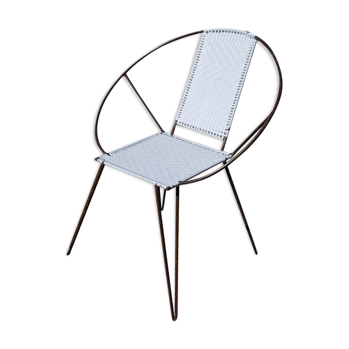 Fauteuil relax en métal noir et cannage plastique blanc