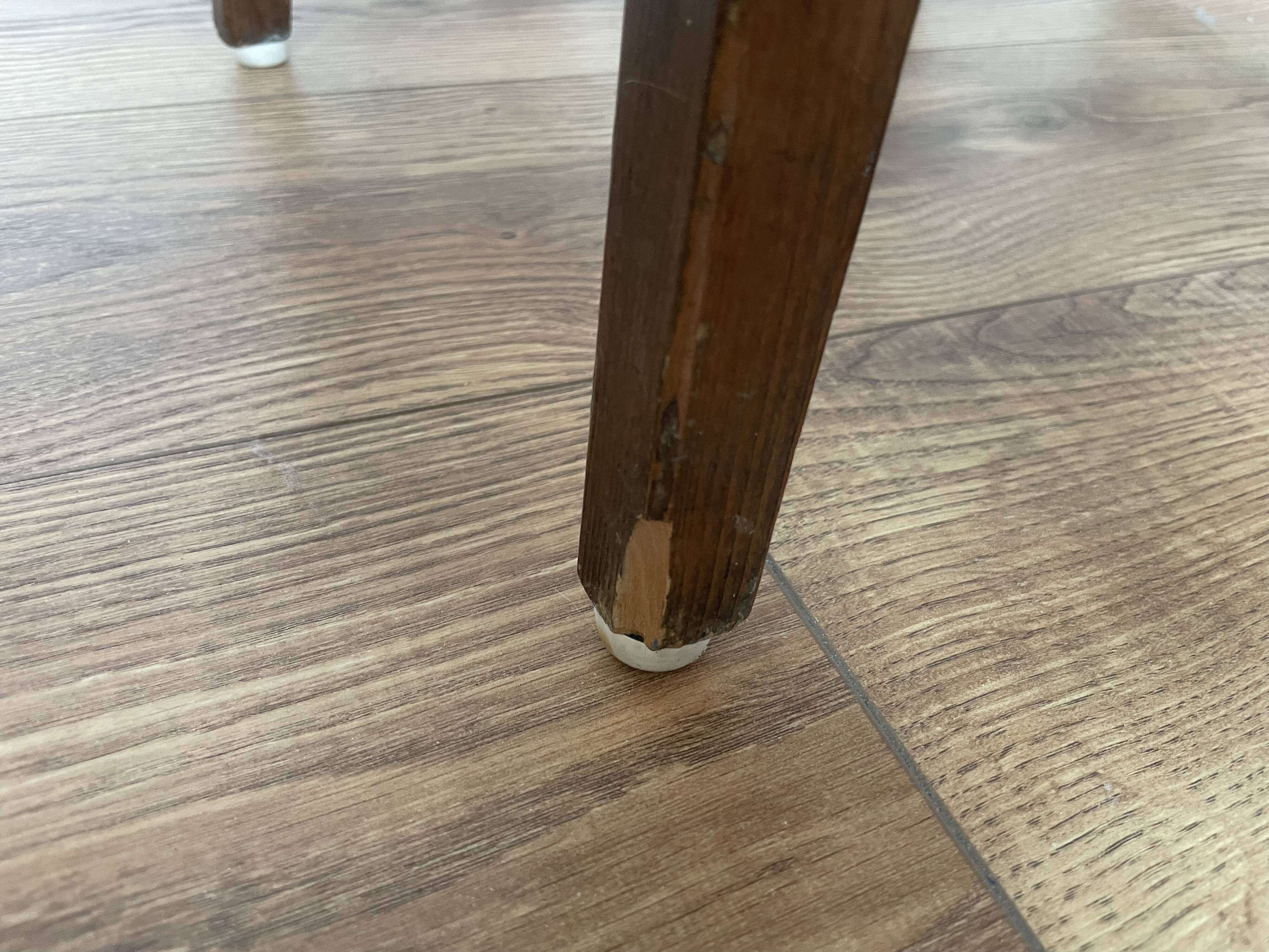 Tabouret ancien