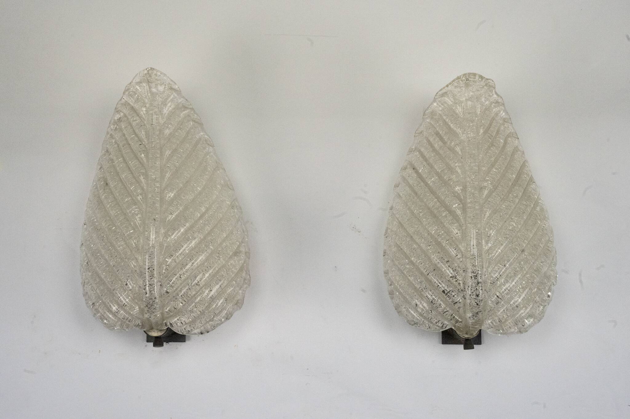 Pair of wall lamps by Ercole Barovier in Rugiadoso Murano glass, Italy 1950