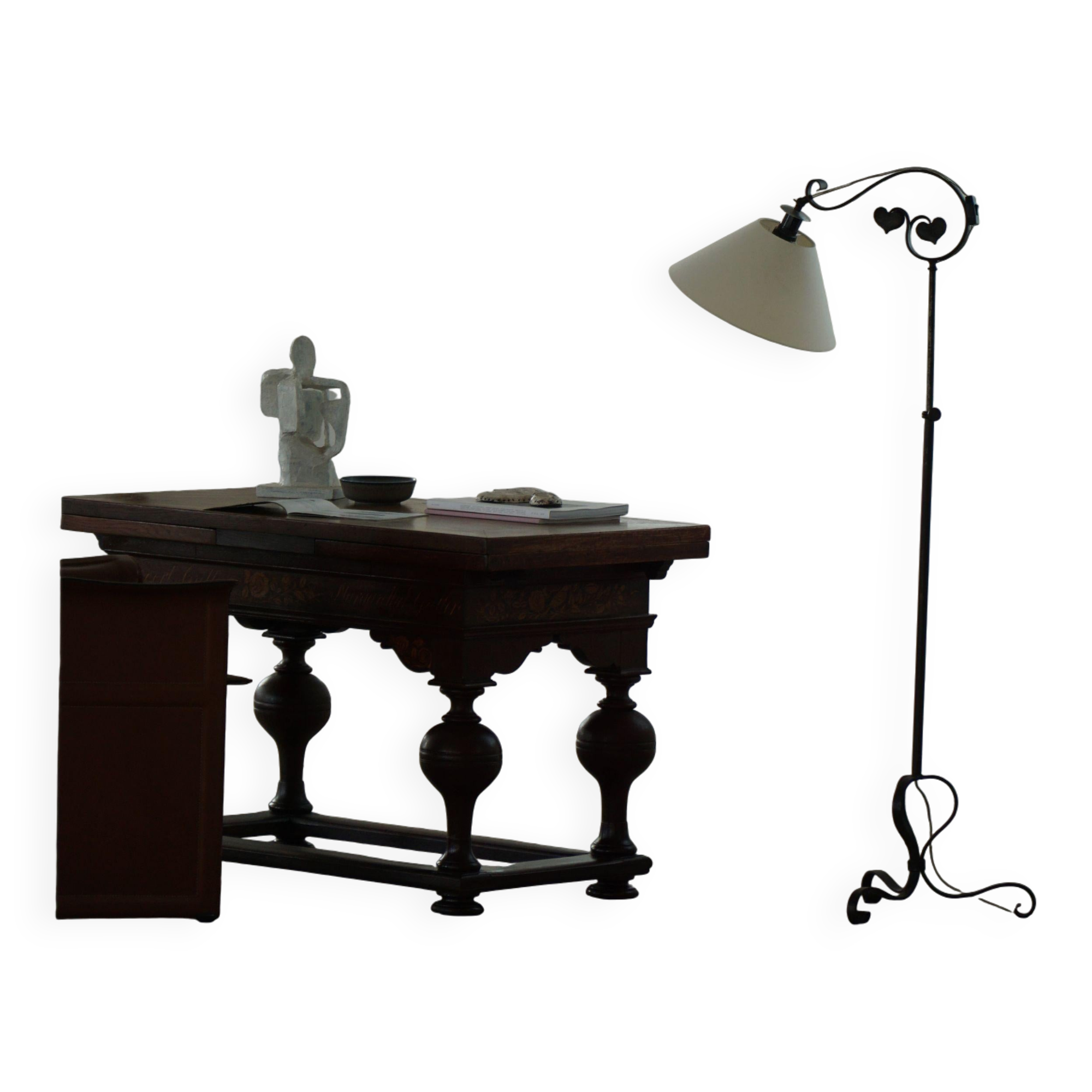 Extendable oak table with marquetry, Baroque, Danish cabinetmaker, 19th century.