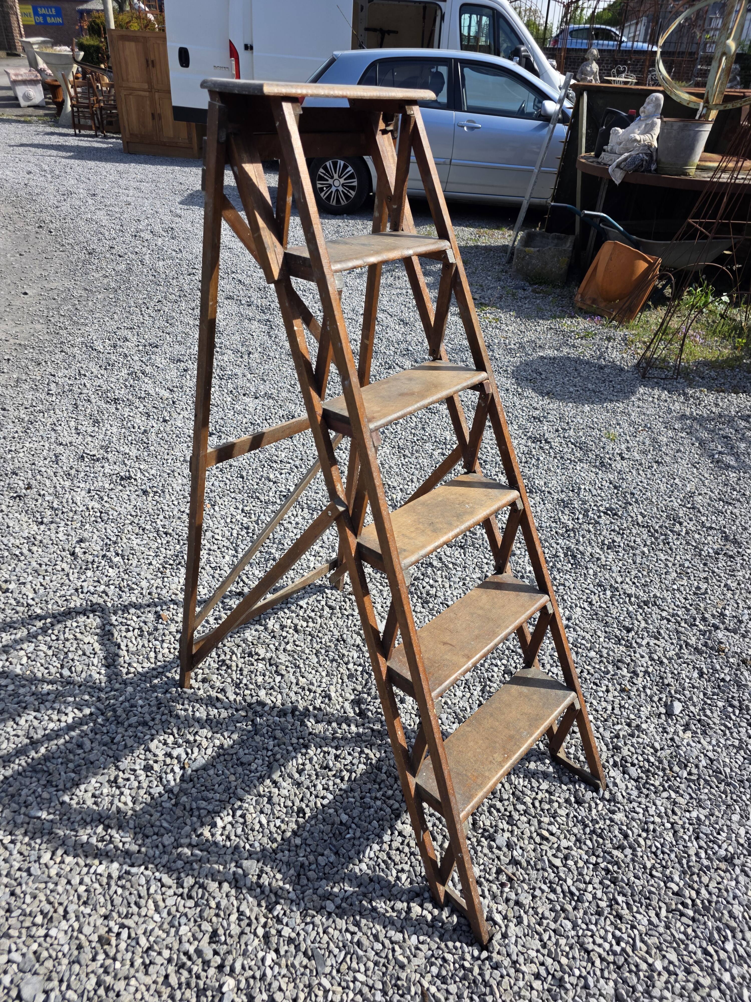 Old wooden step ladder with 6 steps