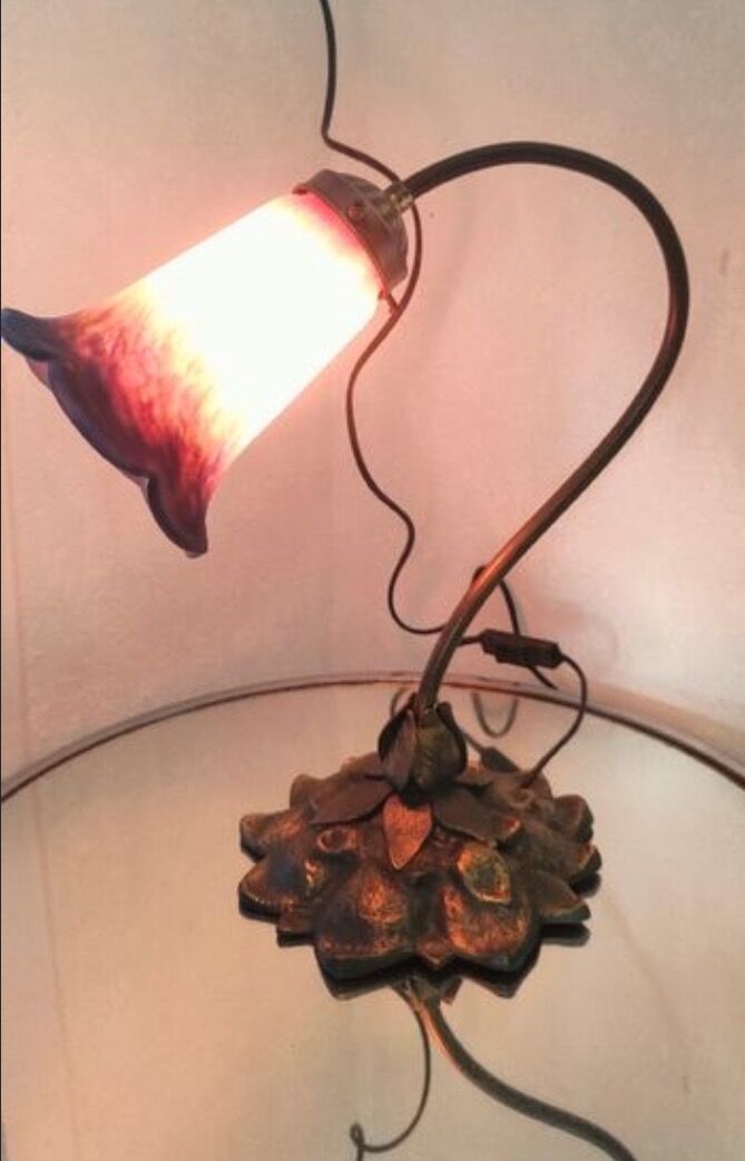 1940s Art Deco bronze and tulip lamp signed French glass
