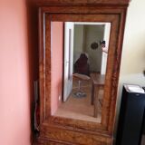Wardrobe early 20th in cherry, 2 drawers inside and outside, cornice.