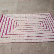 Tapis marocain tissé main artisanale taille 1,4/2,6 m