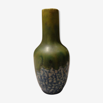 Ceramic vase