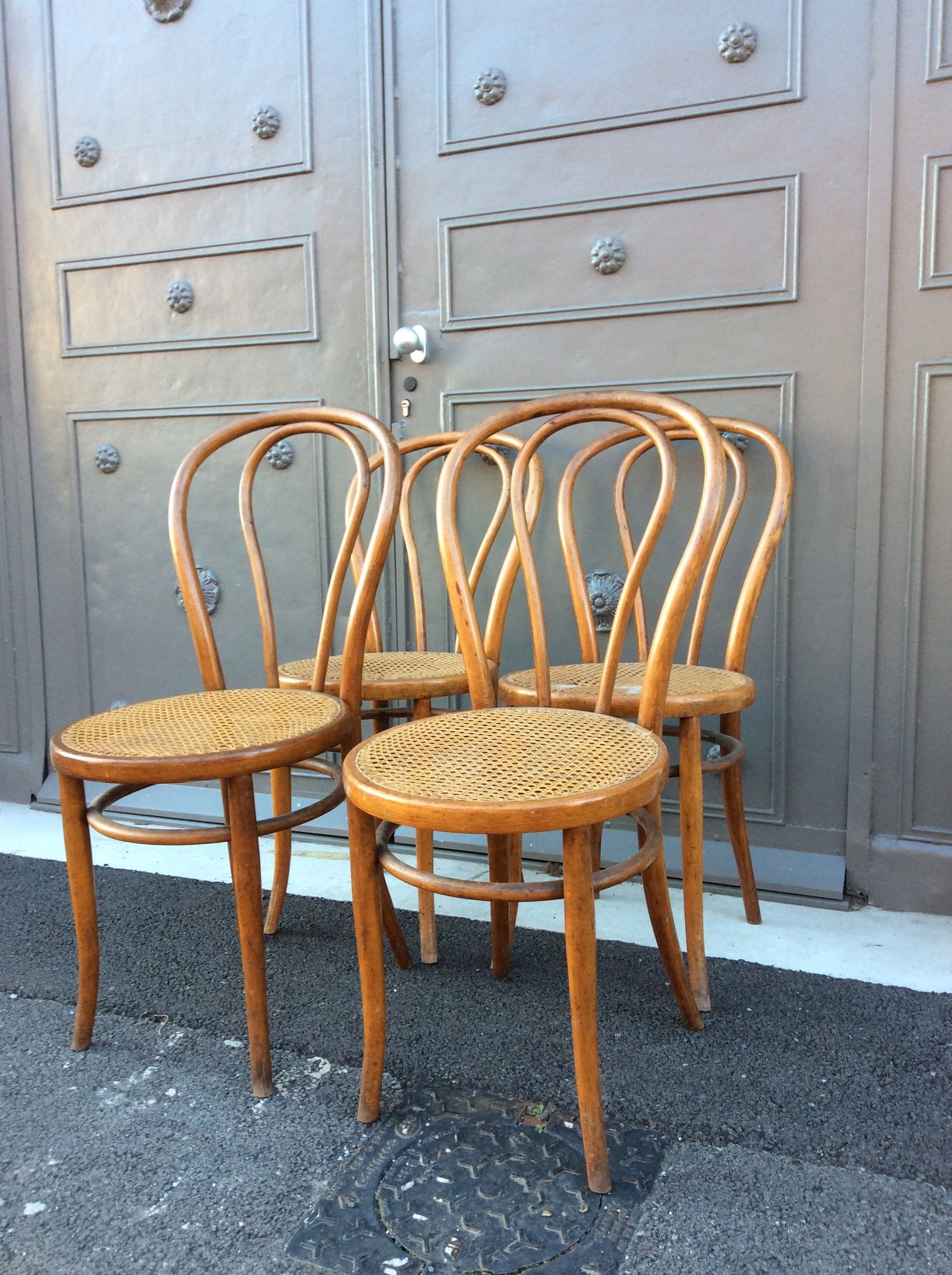 4 bistro chairs 1900 tunawood bistro chairs bentwood Bugholzstuhl