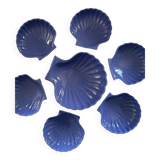Shell-shaped ceramic service
