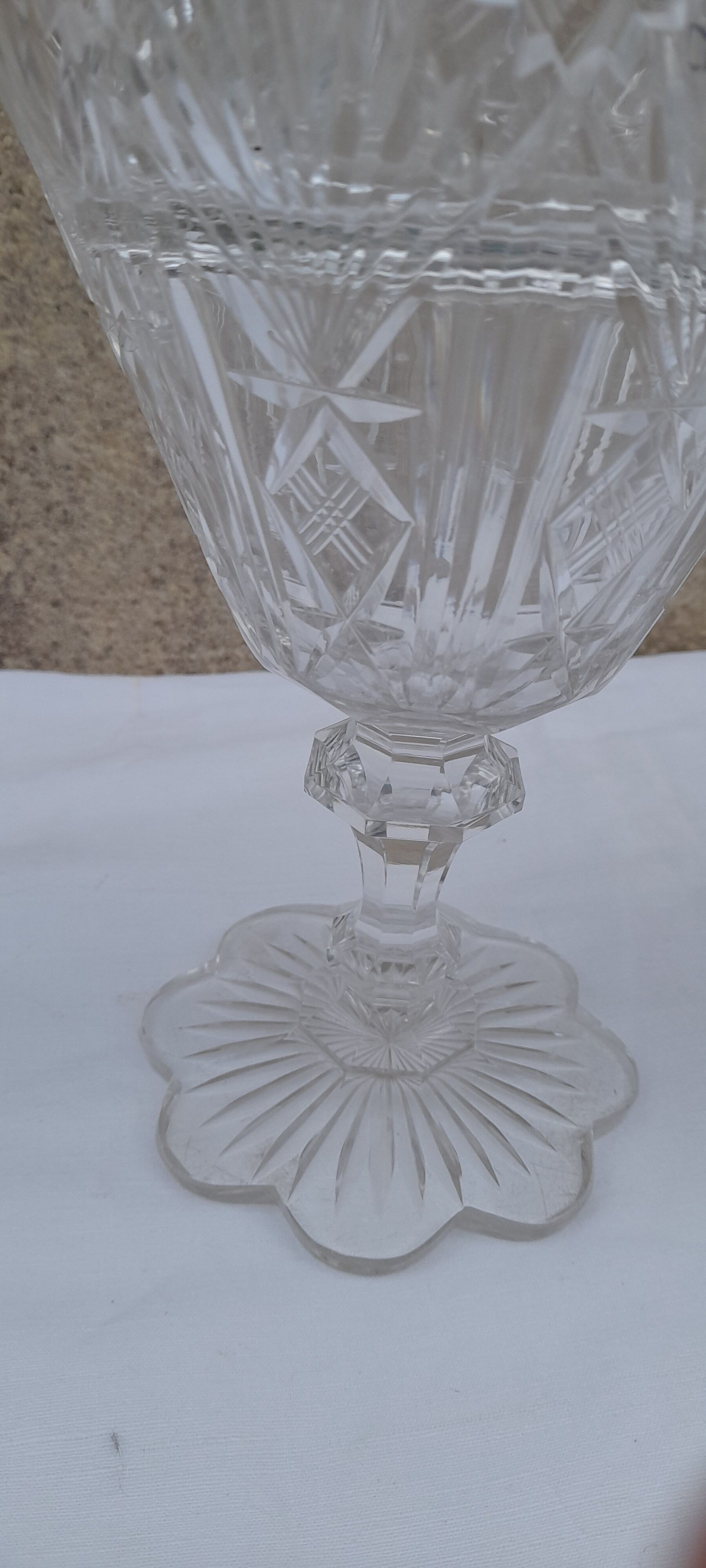 Bohemian cut crystal dredder