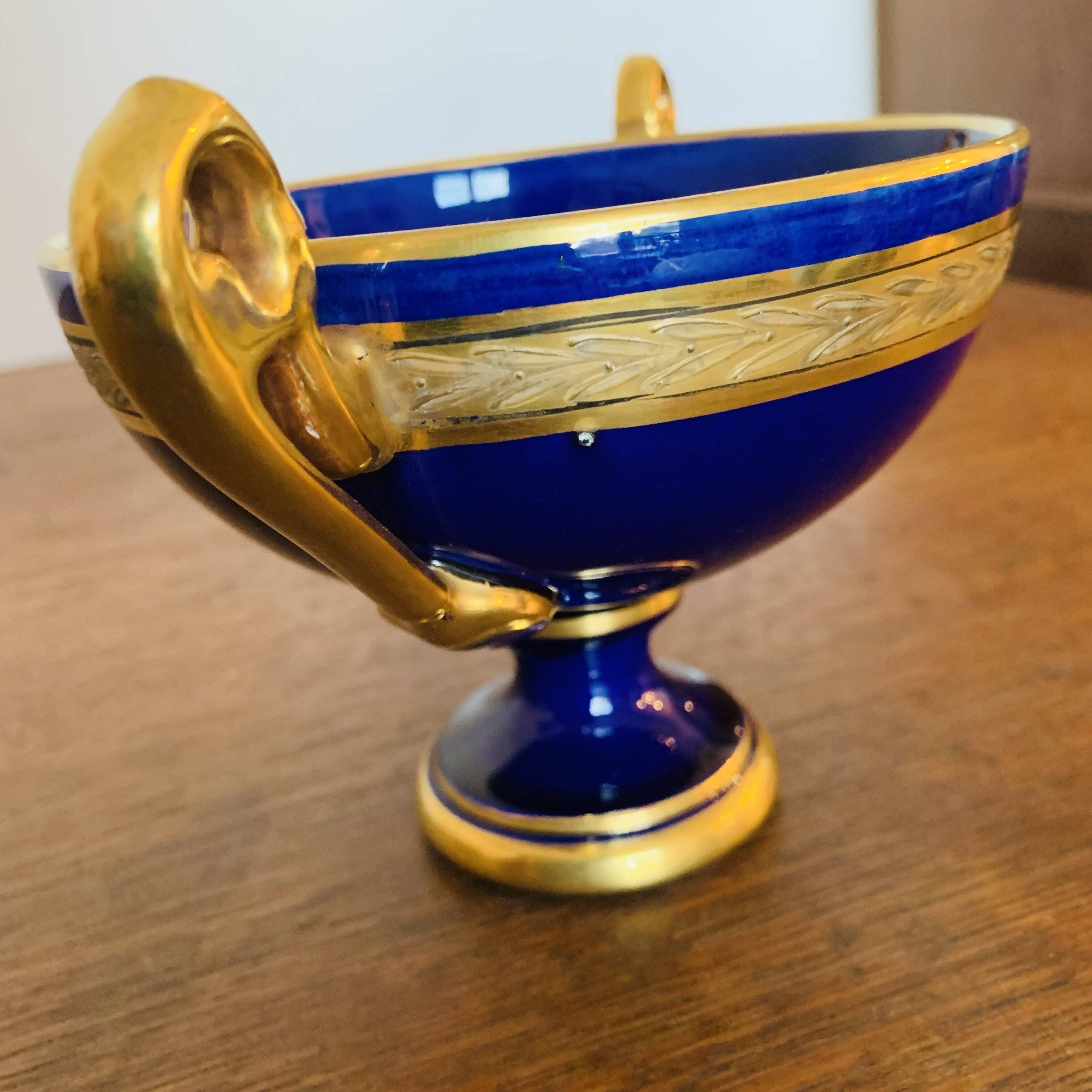 Porcelain cup from Tours Pinon and Jaget