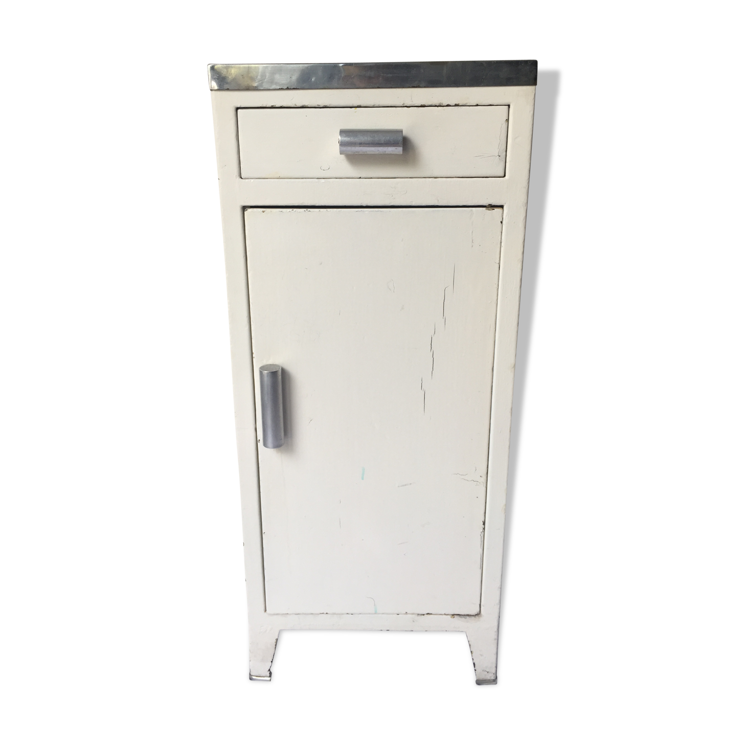 White metal furniture