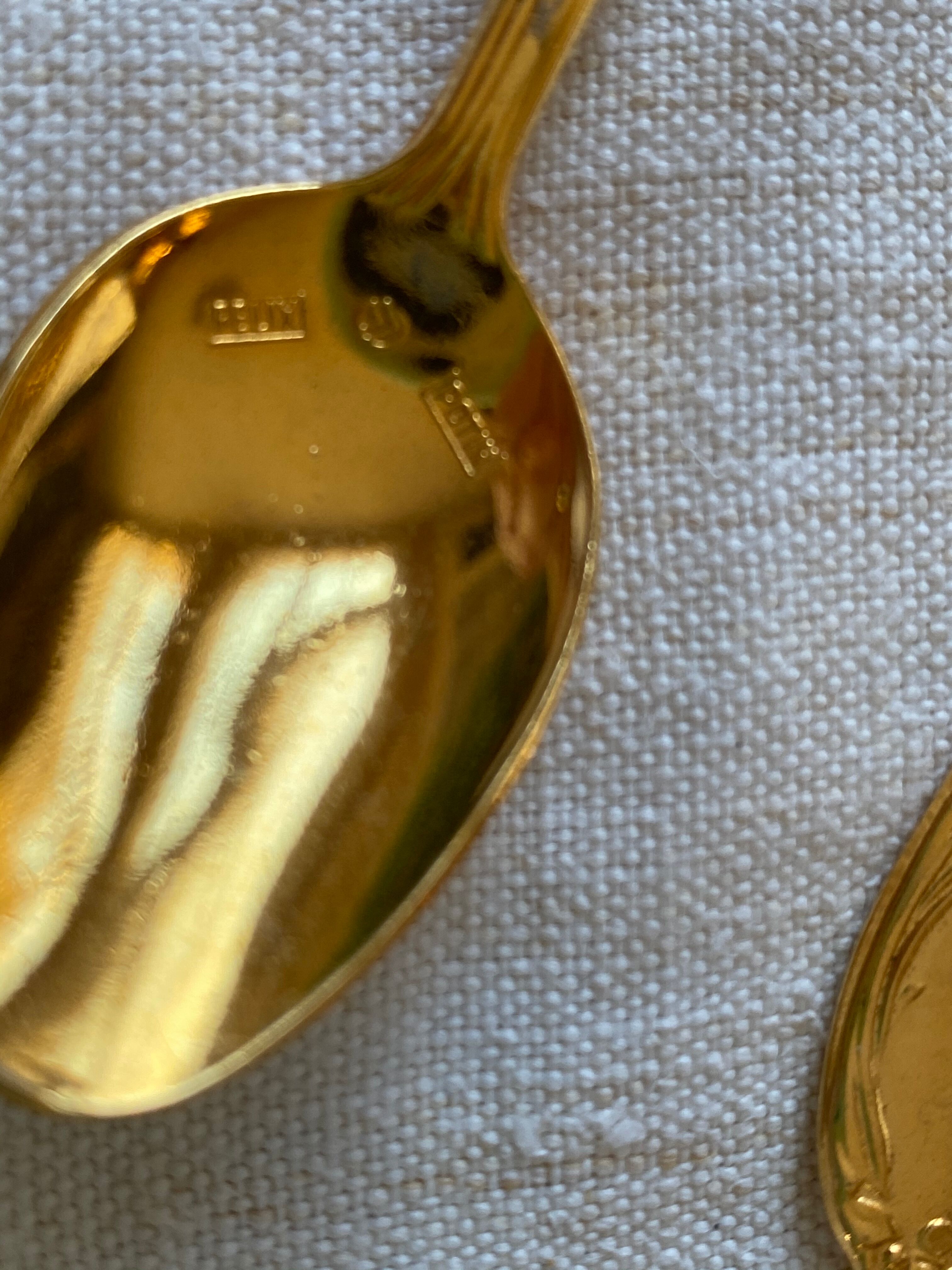 Lot of teaspoons