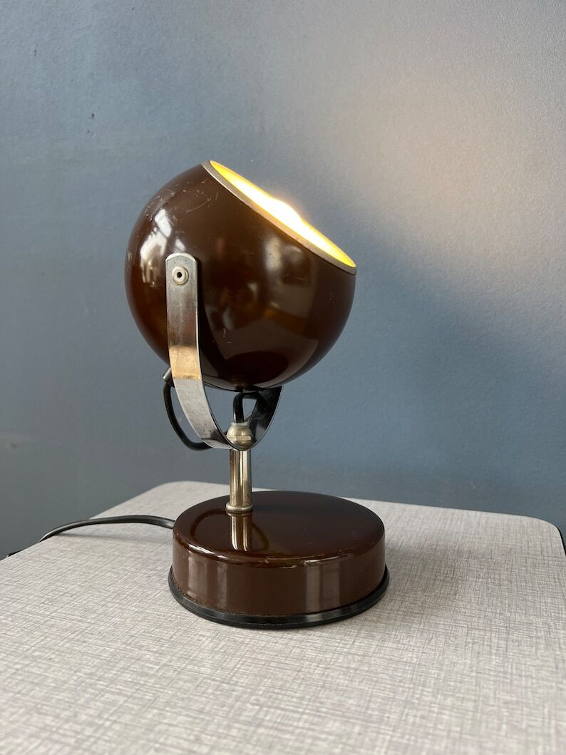 Space Age Eyeball table lamp