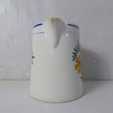 Digoin pitcher Yvonne