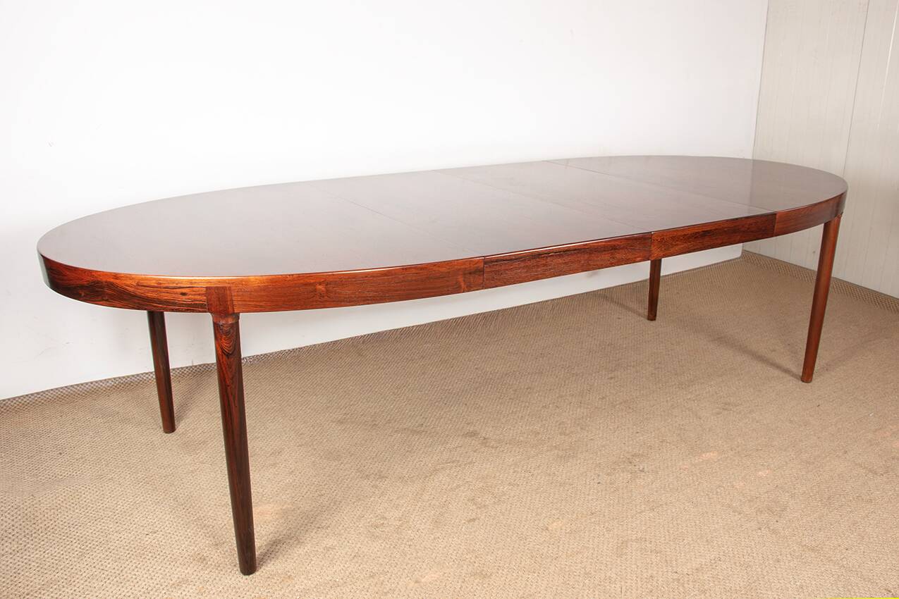 Table de repas, ovale, extensible, Danoise en Palissandre, Harry Østergaard