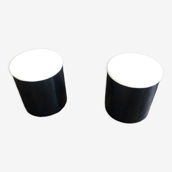 Tabouret bas blanc et noir