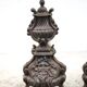 Chenets de cheminée vintage, paire de chenets fonte tête de Bacchus, accessoires cheminée