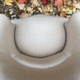 Old toad armchair in beige velvet