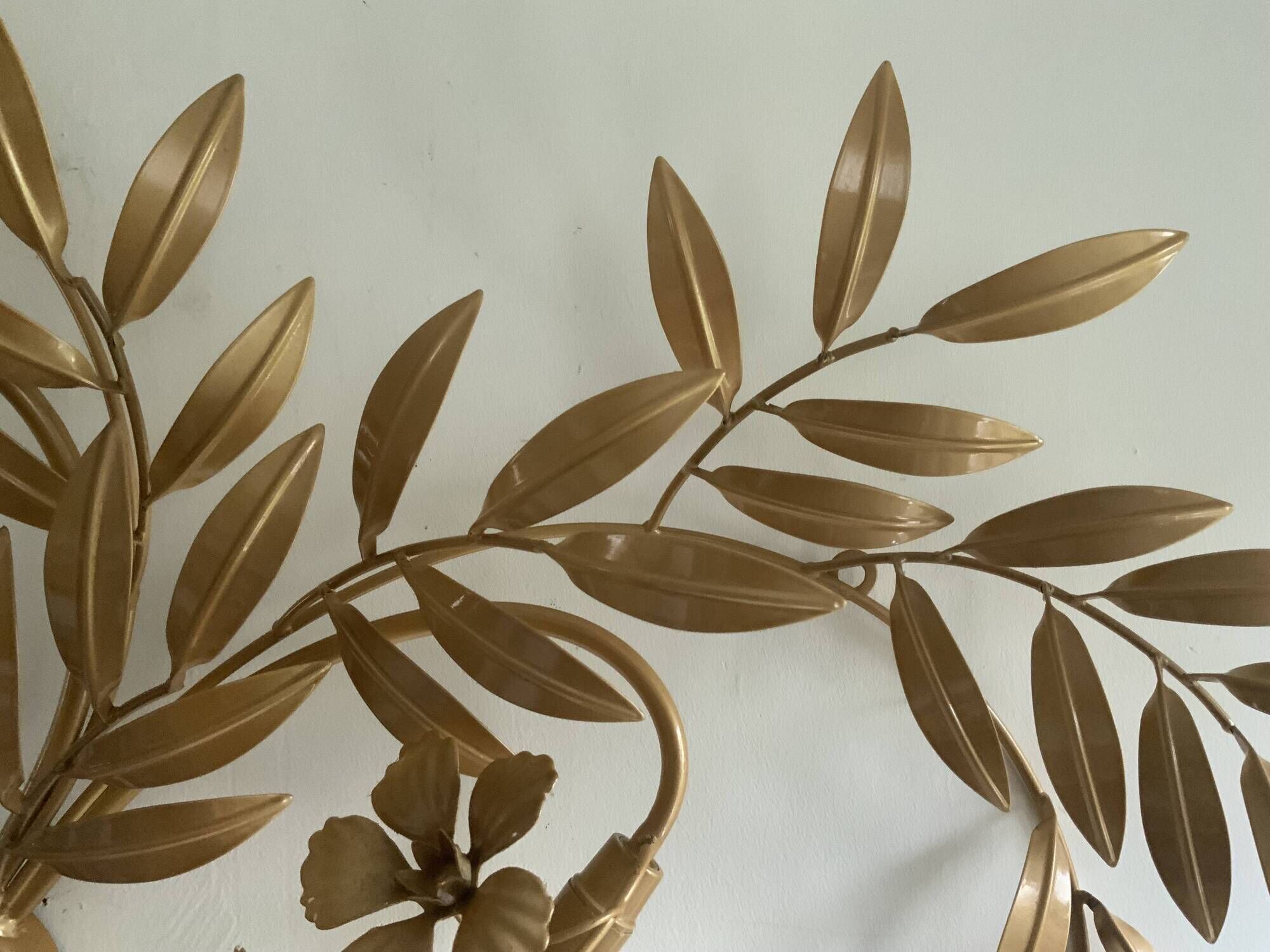 Hollywood regency Style Metal Gold Wall Light Sconce Floral 1970s, by Ledungs